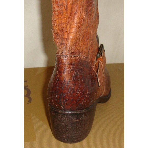 UGG Italian Collection CONCHETTA Weave Leather Buckle Boots Size US 7,EU 38 NEW - Picture 2 of 4